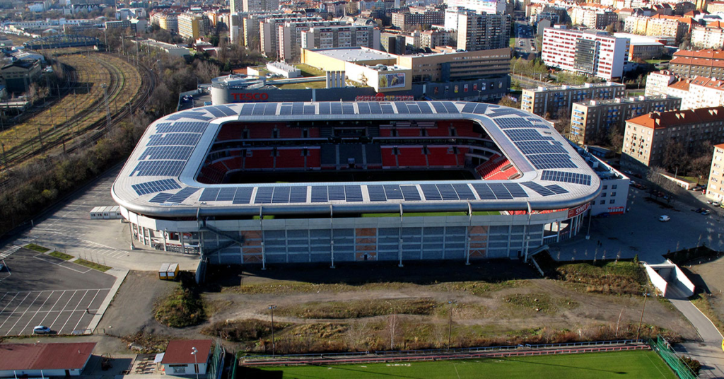FVE na střeše stadionu Eden Arena v Praze - reference - fotka 2
